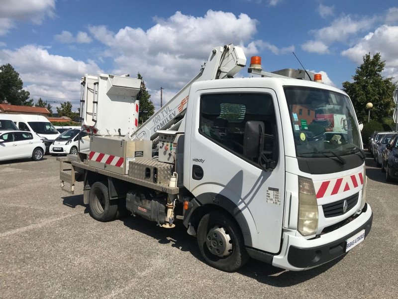 Renault Trucks MAXITY CCB 110 35 +  NACELLE COMILEV 100 Diesel BLANC Occasion à vendre