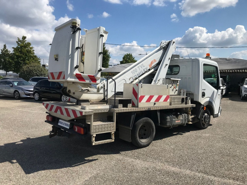 Photo 6 de l'offre de RENAULT TRUCKS MAXITY CCB 110 35 +  NACELLE COMILEV 100 à 27480€ chez Brignais automobiles