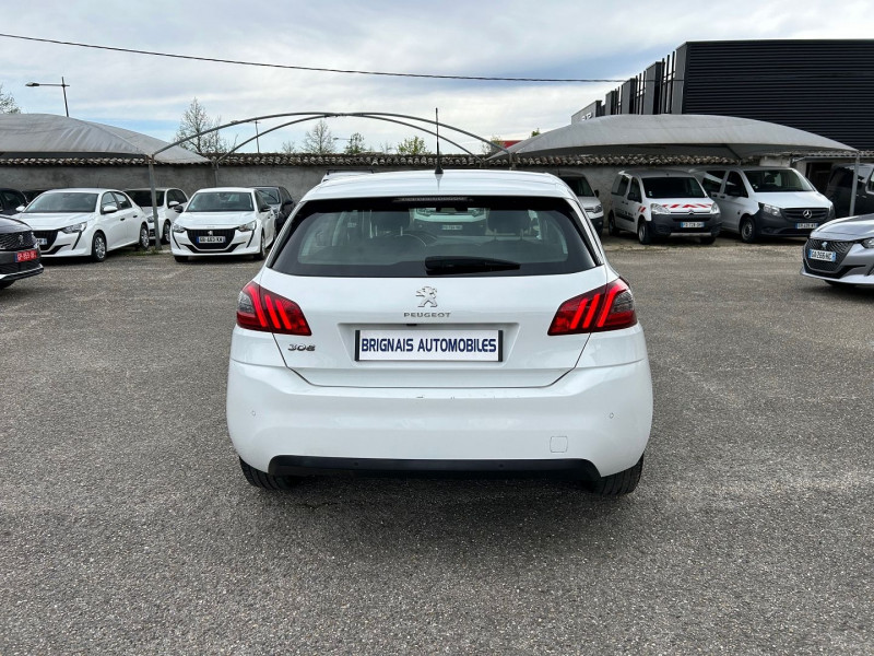 Photo 5 de l'offre de PEUGEOT 308 AFFAIRE 1.5 BLUEHDI 100CH S&S PREMIUM PACK à 15480€ chez Brignais automobiles