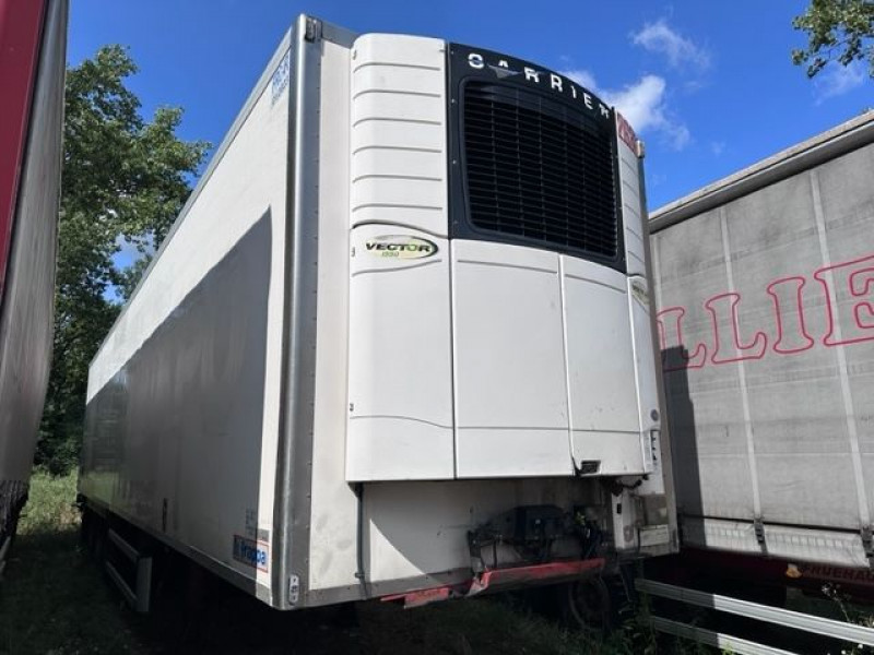 Photo 6 de l'offre de LECITRAILER SEMI FRIGO 3 ESS  MONO TEMPERATURE GROUPE CARRIER à 12000€ chez Brignais automobiles