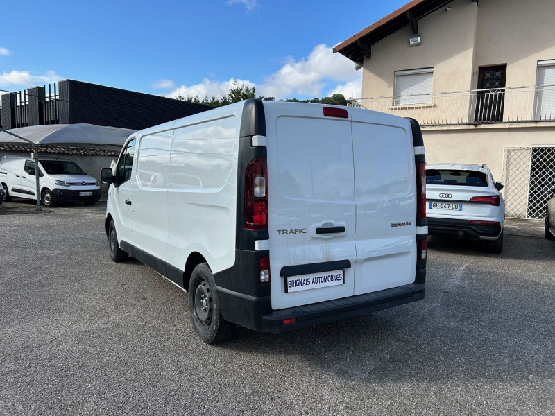 Photo 4 de l'offre de RENAULT TRAFIC III FG L2H1 1300 2.0 DCI 120CH CONFORT S&S E6 à 21480€ chez Brignais automobiles