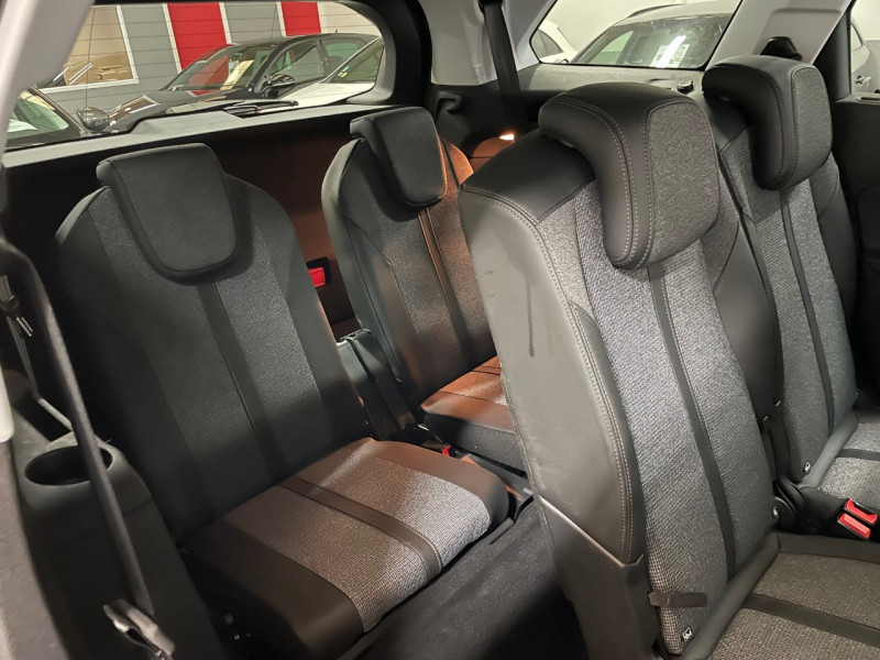 Photo 19 de l'offre de PEUGEOT 5008 1.5 BLUEHDI 130CH E6.C ALLURE S&S EAT8 à 21990€ chez LTA Trading