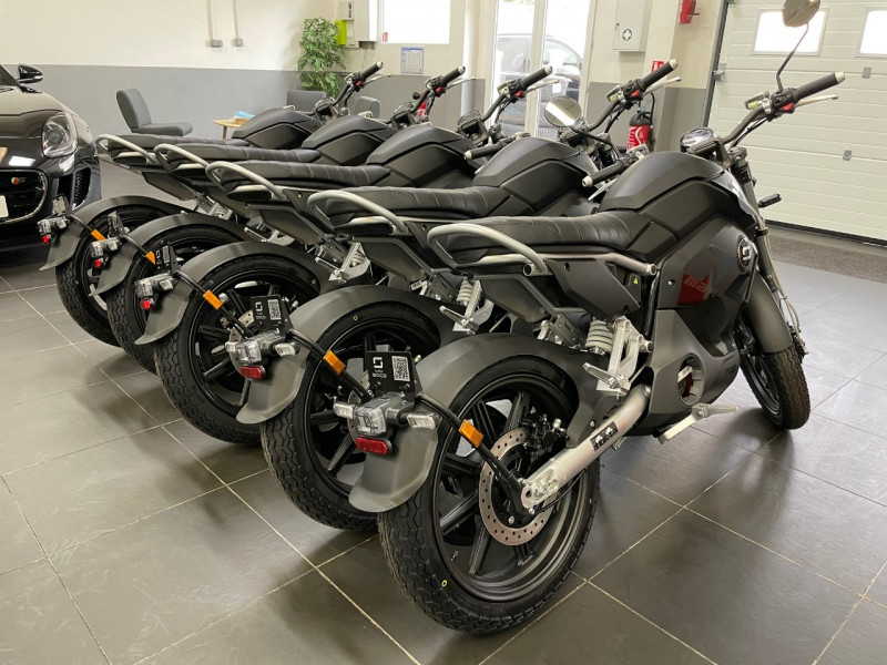Photo 10 de l'offre de SUPER SOCO TC MAX TC MAX FULL BLACK à 5990€ chez LTA Trading