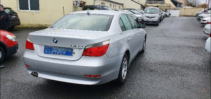 Photo 4 de l'offre de BMW SERIE 5 (E60) 525D 177CH CONFORT à 8490€ chez Vianor occasions