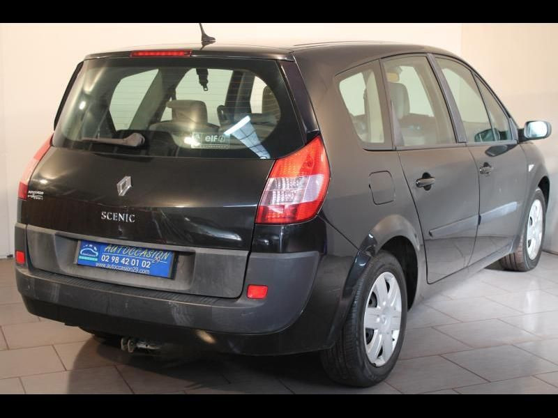 Photo 2 de l'offre de RENAULT GRAND SCENIC 1.9 DCI 120 7 PLACES à 5490€ chez Vianor occasions