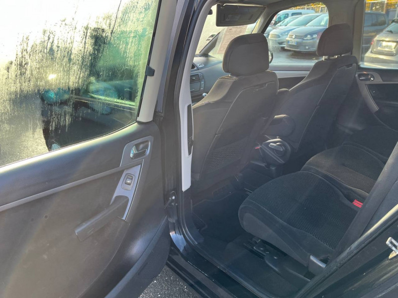 Photo 6 de l'offre de CITROEN C4 PICASSO 1.6 HDI110 FAP PACK AMBIANCE à 5490€ chez Vianor occasions