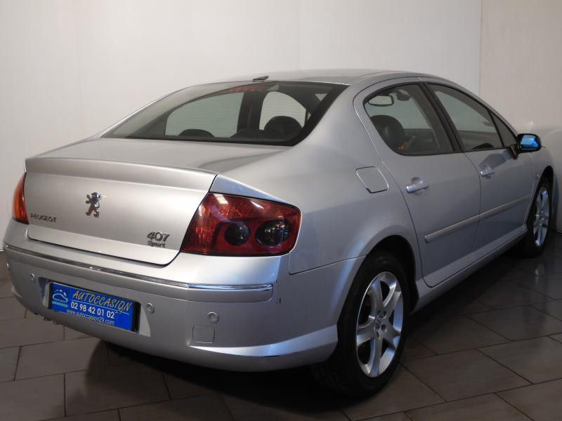 Photo 2 de l'offre de PEUGEOT 407 2.2 HDI 170 ch 16V PREMIUM à 5990€ chez Vianor occasions