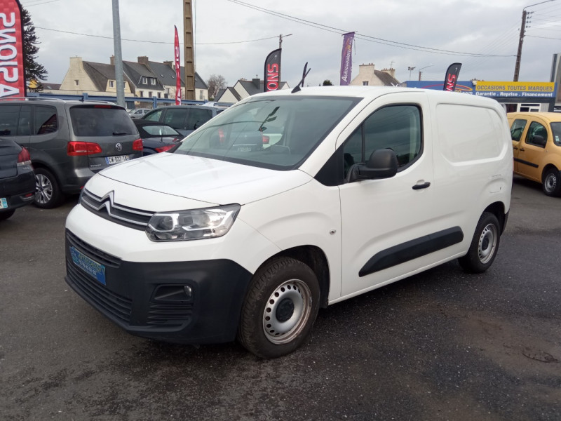Photo 1 de l'offre de CITROEN BERLINGO BLUEHDI 100CH à 17490€ chez Vianor occasions