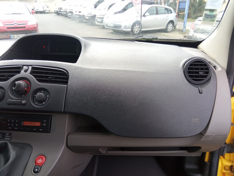 Photo 12 de l'offre de RENAULT KANGOO II EXPRESS 1.5 DCI 70CH CONFORT à 6490€ chez Vianor occasions