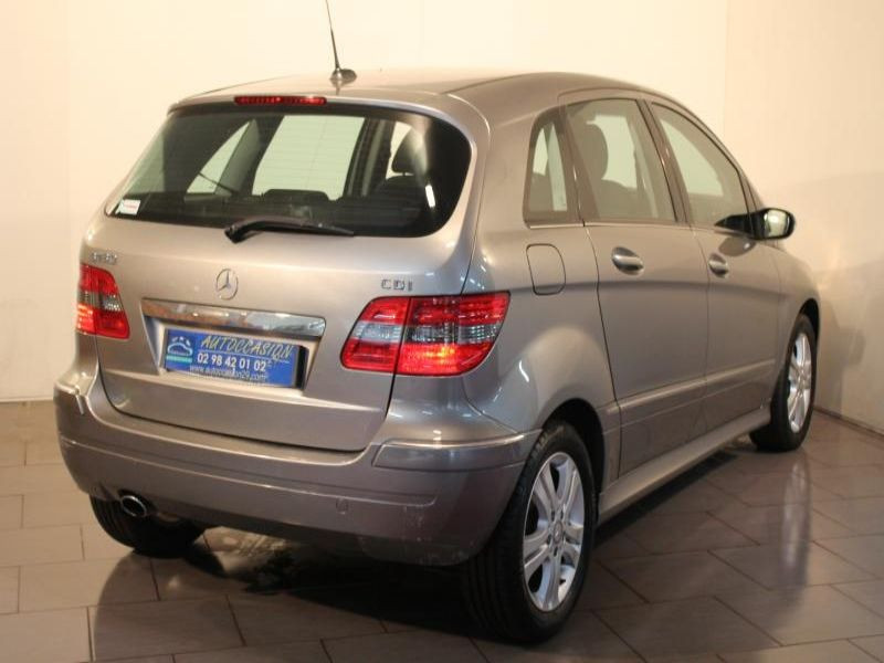 Photo 2 de l'offre de MERCEDES-BENZ CLASSE B (T245) 180 CDI PACK DESIGN à 7290€ chez Vianor occasions