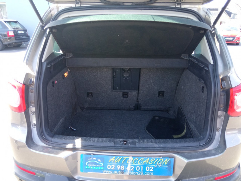 Photo 7 de l'offre de VOLKSWAGEN TIGUAN 2.0 TDI 140CH BLUEMOTION FAP à 8990€ chez Vianor occasions