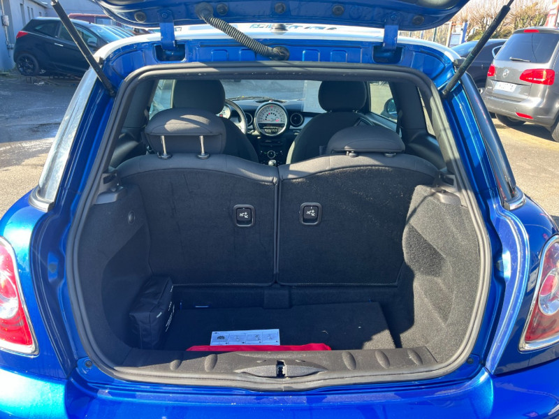 Photo 9 de l'offre de MINI MINI COOPER D 112CH à 10490€ chez Vianor occasions