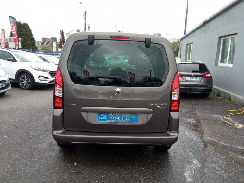 Photo 5 de l'offre de PEUGEOT PARTNER TEPEE 1.6 BLUEHDI 100CH ACTIVE à 13490€ chez Vianor occasions