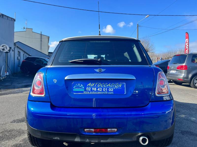 Photo 6 de l'offre de MINI MINI COOPER D 112CH à 10490€ chez Vianor occasions