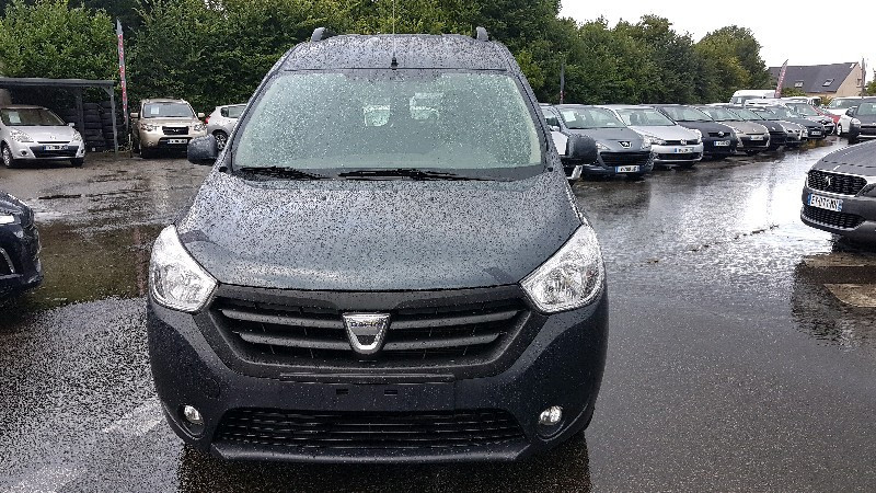 Photo 2 de l'offre de DACIA DOKKER 1.5 DCI 75CH ECO² AMBIANCE à 8990€ chez Vianor occasions