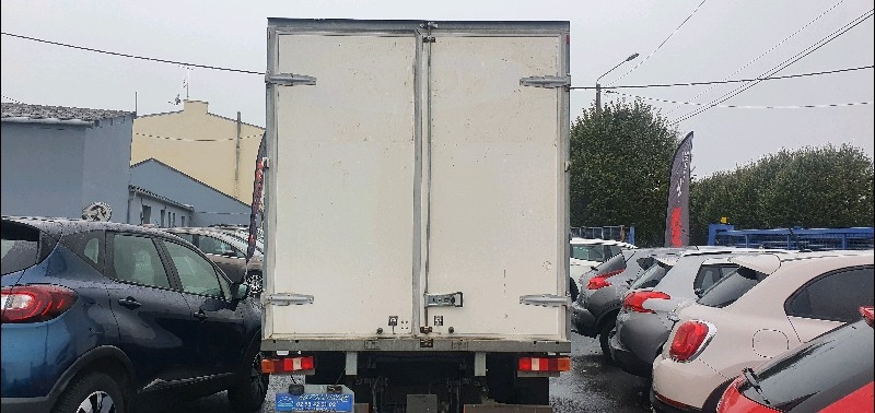 Photo 6 de l'offre de FORD FORD TRANSIT CAISSE 20M3 350 ELJ 2.2 TDCI 155 (MOTEUR ECHANGE STANDARD LE 29/11/2019 À 130 230 KM) à 18990€ chez Vianor occasions