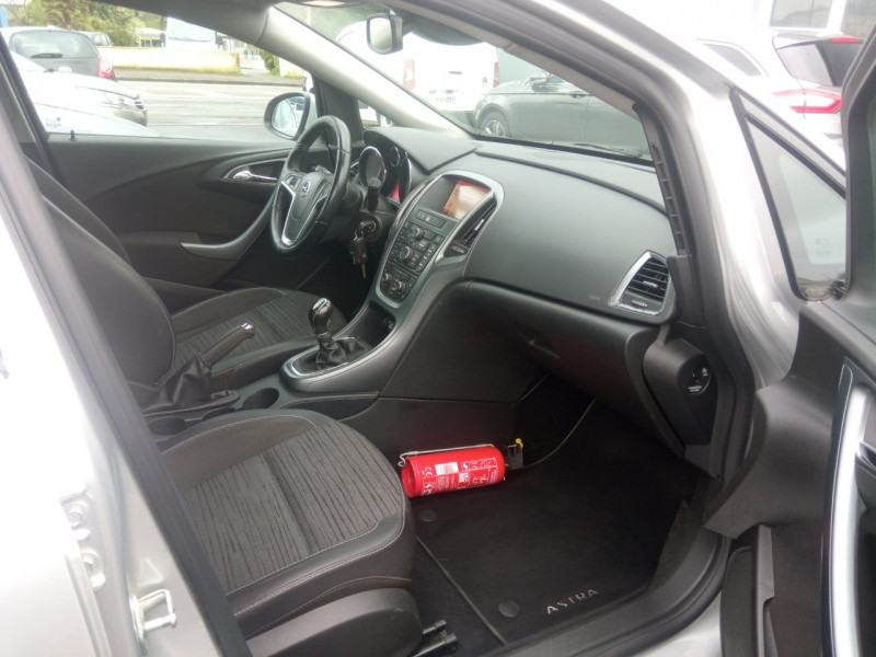 Photo 15 de l'offre de OPEL ASTRA SPORTS TOURER 1.7 CDTI 110CH FAP EDITION à 9490€ chez Vianor occasions