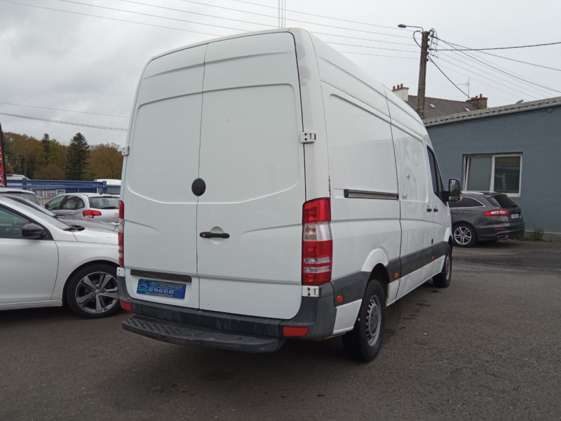 Photo 5 de l'offre de MERCEDES-BENZ SPRINTER FG 211 37S à 11990€ chez Vianor occasions