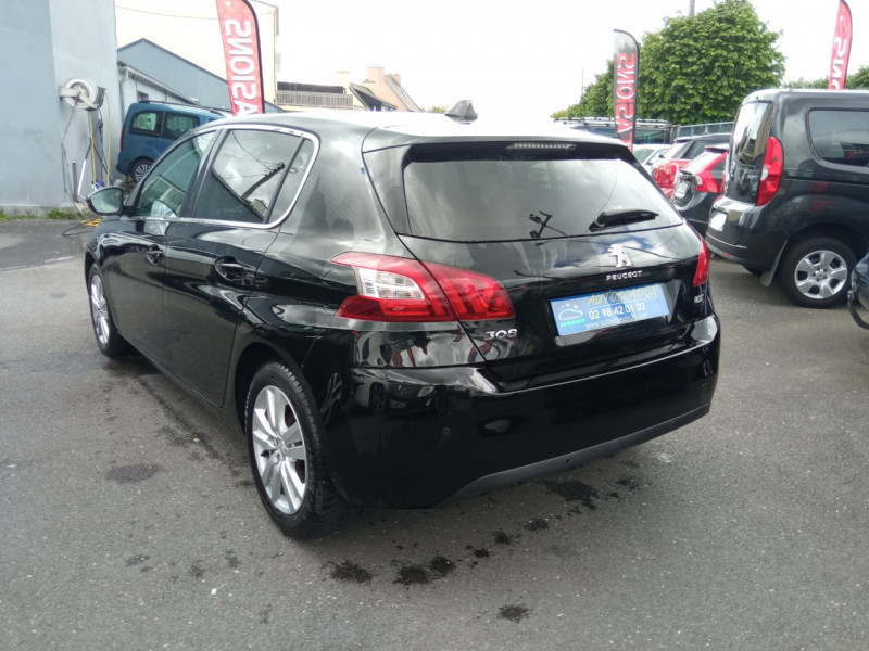 Photo 7 de l'offre de PEUGEOT 308 1.2 PURETECH 82CH ACTIVE 5P à 11990€ chez Vianor occasions