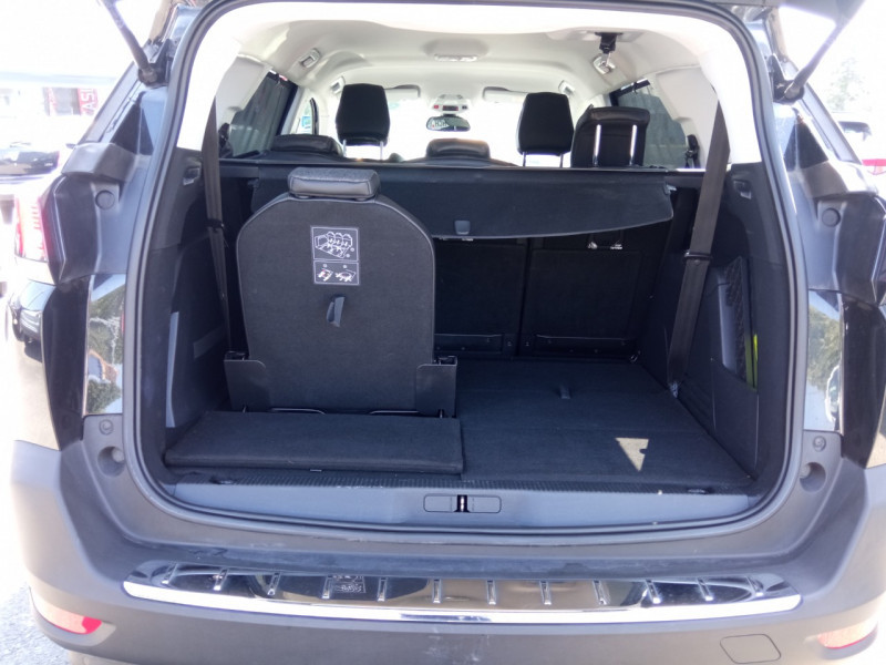 Photo 16 de l'offre de PEUGEOT 5008 2.0 BLUEHDI 150CH ALLURE S&S à 22990€ chez Vianor occasions