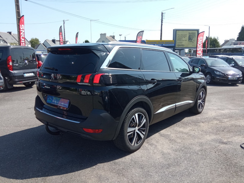 Photo 5 de l'offre de PEUGEOT 5008 2.0 BLUEHDI 150CH ALLURE S&S à 22990€ chez Vianor occasions