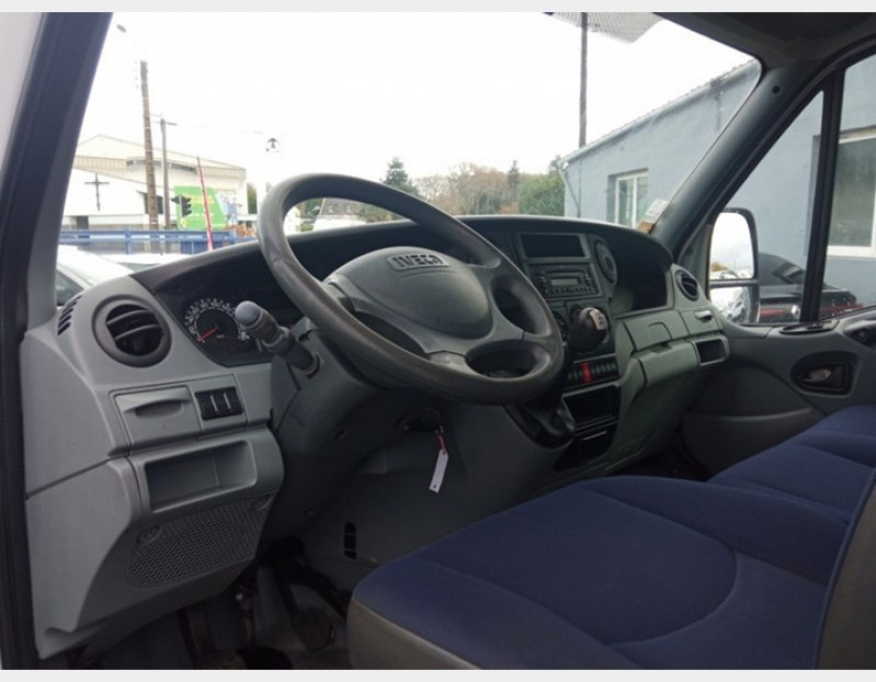 Photo 9 de l'offre de IVECO DAILY 35S FG 35S 14V12 à 12990€ chez Vianor occasions