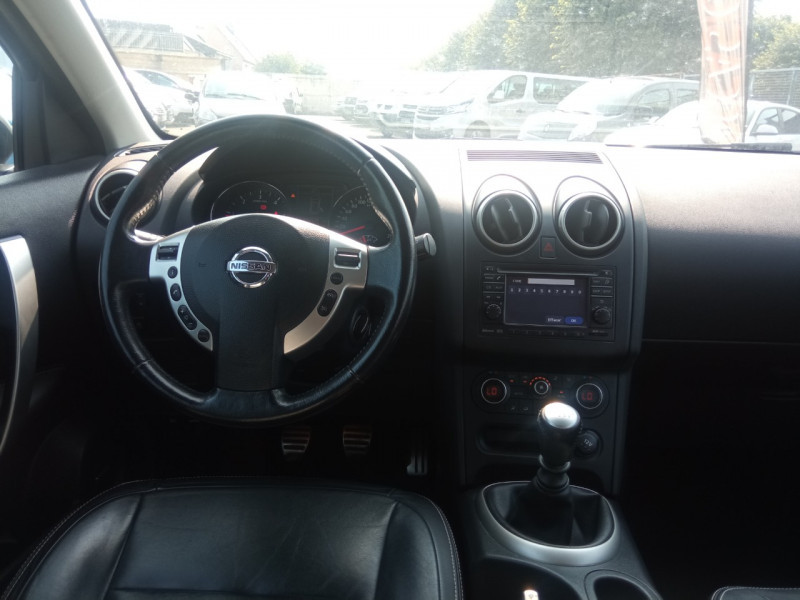 Photo 13 de l'offre de NISSAN QASHQAI 1.5 DCI 110CH FAP TEKNA à 10490€ chez Vianor occasions