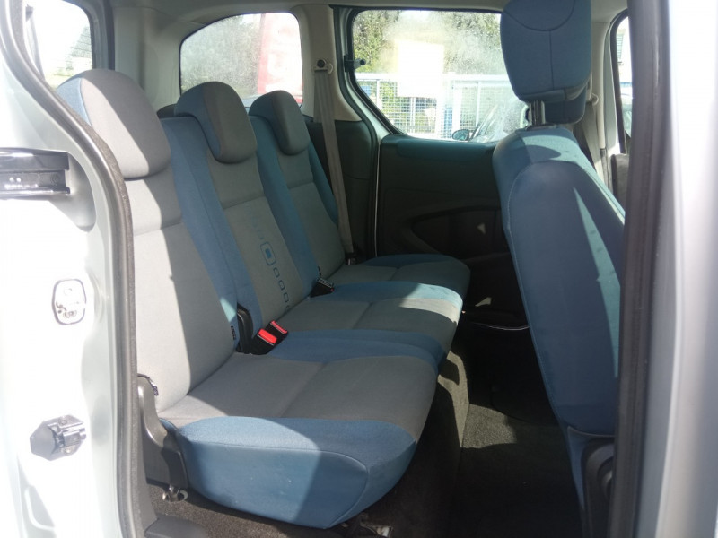 Photo 16 de l'offre de CITROEN BERLINGO 1.6I VTI MULTISPACE PACK 5P à 9490€ chez Vianor occasions