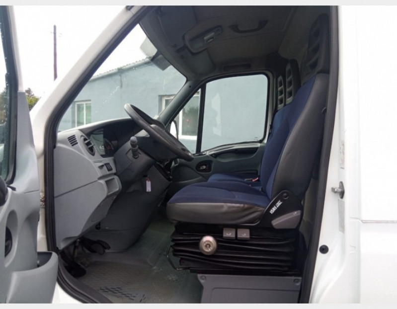 Photo 8 de l'offre de IVECO DAILY 35S FG 35S 14V12 à 12990€ chez Vianor occasions