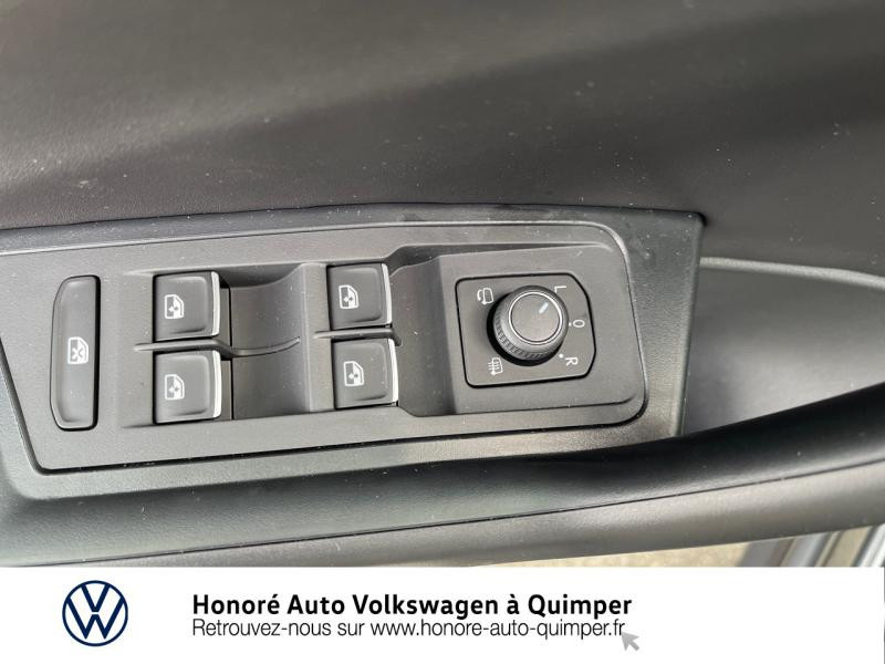 Photo 11 de l'offre de VOLKSWAGEN T-Roc 2.0 TDI 150ch R-Line DSG7 à 37900€ chez Honore Auto - Volkswagen Quimper