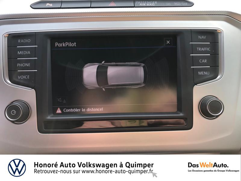 Photo 16 de l'offre de VOLKSWAGEN Passat SW 1.6 TDI 120ch BlueMotion Technology Connect DSG7 à 14990€ chez Honore Auto - Volkswagen Quimper