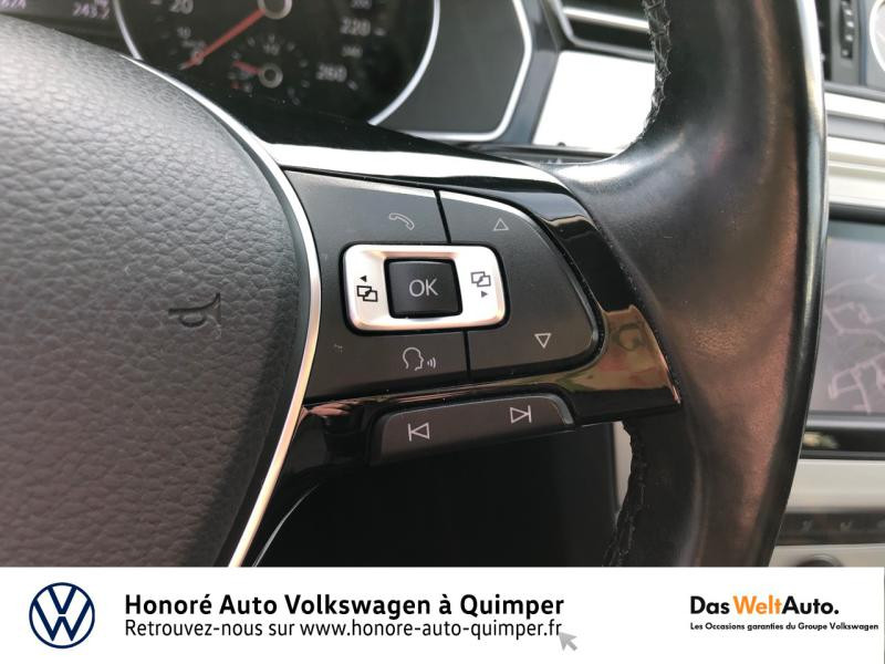 Photo 13 de l'offre de VOLKSWAGEN Passat SW 1.6 TDI 120ch BlueMotion Technology Connect DSG7 à 14990€ chez Honore Auto - Volkswagen Quimper