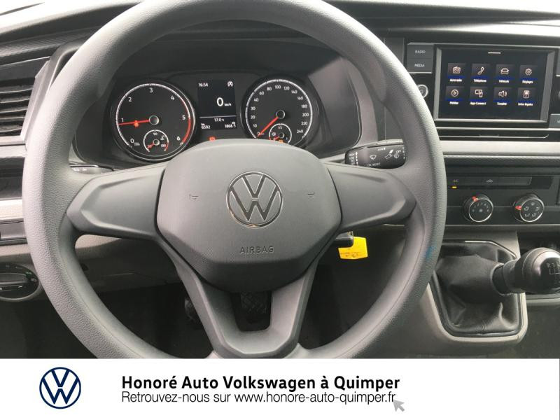 Photo 16 de l'offre de VOLKSWAGEN Transporter Fg 2.8T L1H1 2.0 TDI 90ch Business à 32900€ chez Honore Auto - Volkswagen Quimper