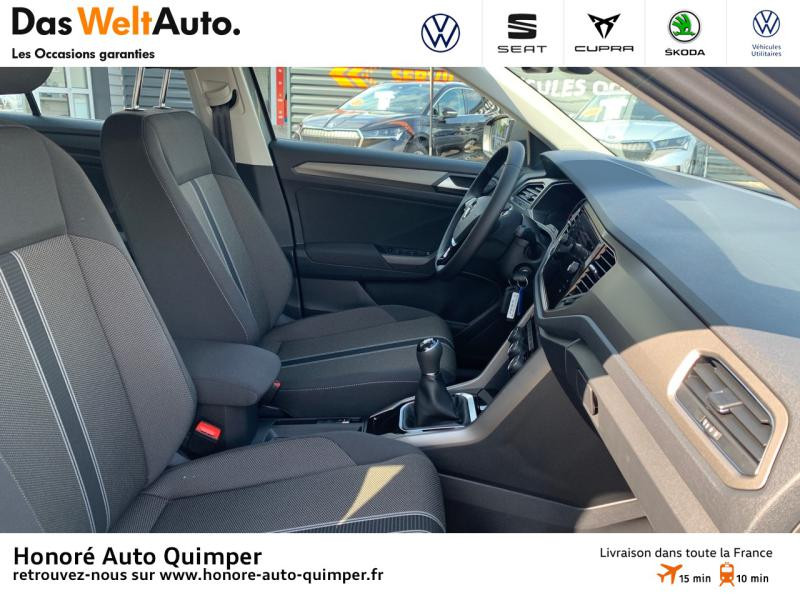 Photo 9 de l'offre de VOLKSWAGEN T-Roc 1.00 TSI 115 STYLE à 27990€ chez Honore Auto - Volkswagen Quimper