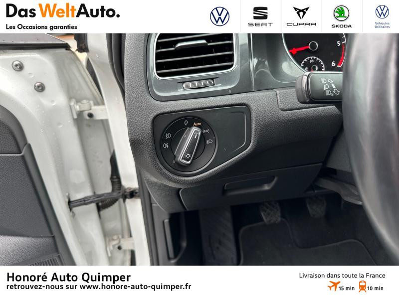 Photo 12 de l'offre de VOLKSWAGEN Golf SW 1.6 TDI 115ch FAP BlueMotion Technology Confortline Business à 16490€ chez Honore Auto - Volkswagen Quimper