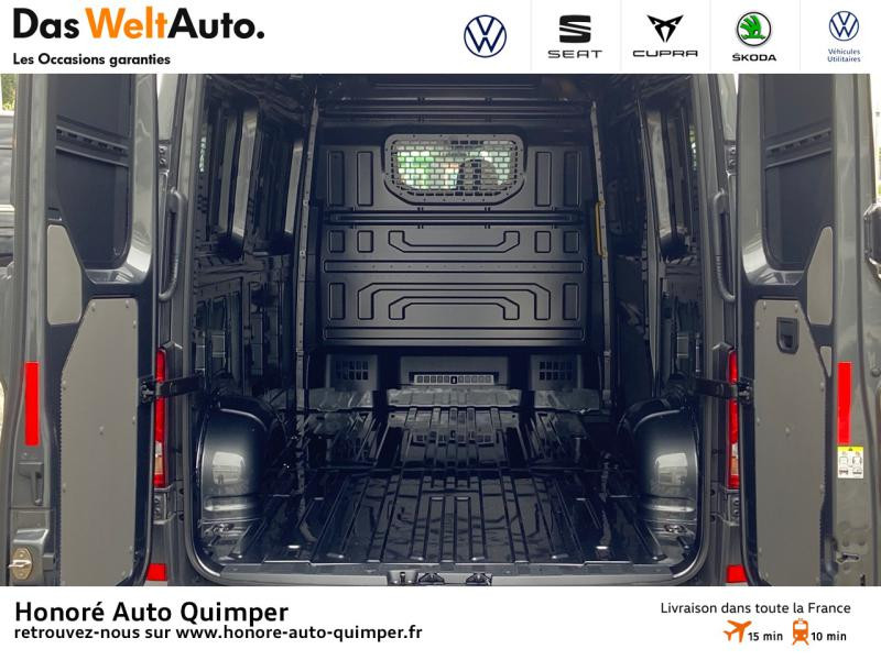 Photo 7 de l'offre de VOLKSWAGEN Crafter Fg 35 L3H3 2.0 TDI 140ch Business Traction BVA8 à 49890€ chez Honore Auto - Volkswagen Quimper
