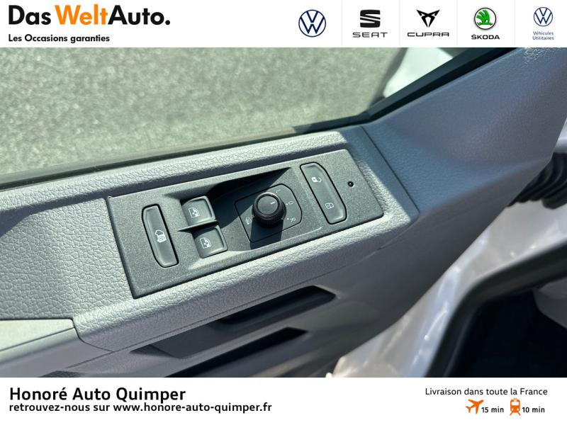 Photo 12 de l'offre de VOLKSWAGEN Transporter Fg 2.8T L1H1 2.0 TDI 150ch à 36990€ chez Honore Auto - Volkswagen Quimper