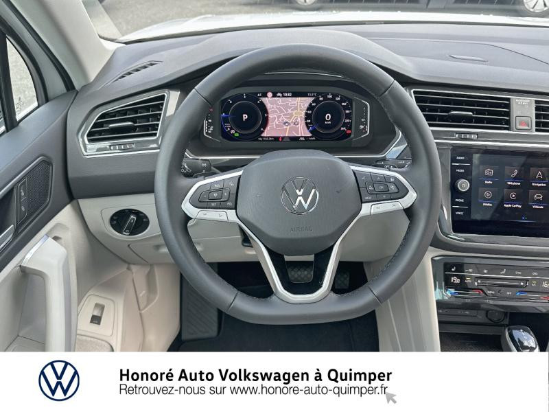 Photo 7 de l'offre de VOLKSWAGEN Tiguan 2.0 TDI 150ch Elegance DSG7 à 49900€ chez Honore Auto - Volkswagen Quimper