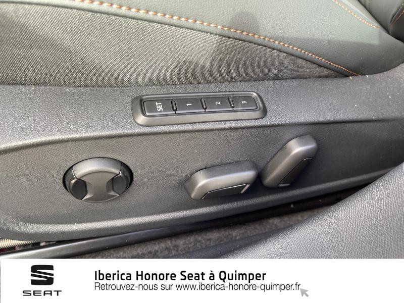 Photo 18 de l'offre de CUPRA Leon 2.0 TSI 300ch VZ DSG7 à 45990€ chez Honore Auto - Volkswagen Quimper
