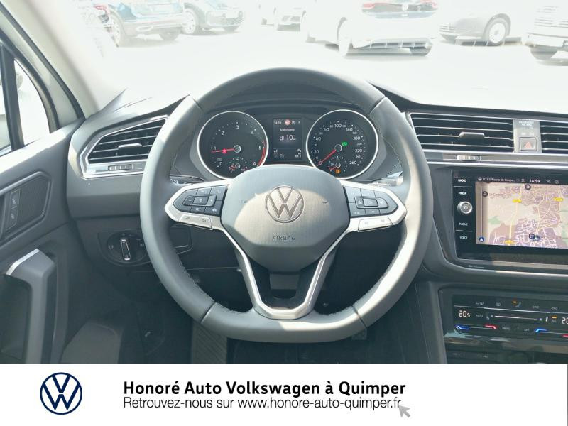 Photo 10 de l'offre de VOLKSWAGEN Tiguan 2.0 TDI 150ch Life Business DSG7 à 41500€ chez Honore Auto - Volkswagen Quimper