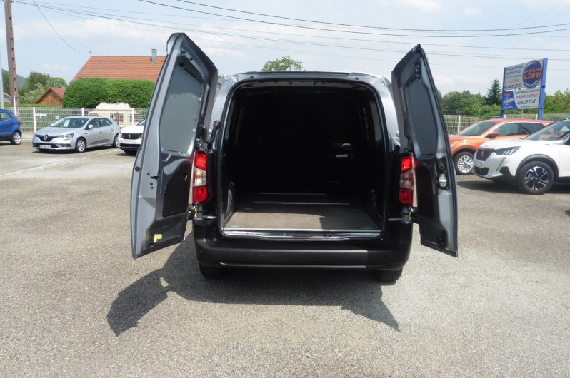 Photo 14 de l'offre de CITROEN BERLINGO EAT8 XL 950KG BLUEHDI 130 S&S WORKER EAT8 à 22460€ chez CSVO