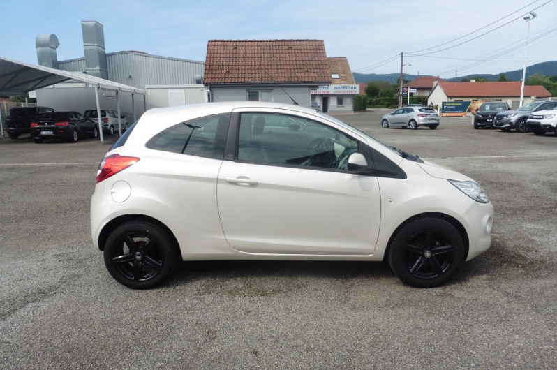 Photo 9 de l'offre de FORD KA 1.2 69CH STOP&START TITANIUM à 7990€ chez CSVO