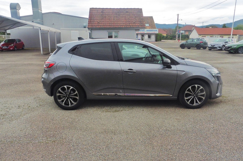 Photo 12 de l'offre de RENAULT CLIO V 1.0 TCE 90CH TECHNO à 19480€ chez CSVO