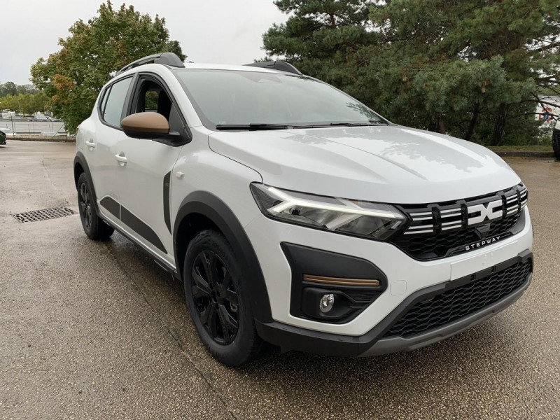 Dacia SANDERO 1.0 TCE 90CH STEPWAY EXTREME CVT Essence BLANC ARCTIQUE Neuf à vendre