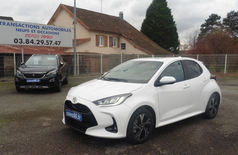 Toyota YARIS 116H DESIGN 5P MC24 Hybride BLANC Neuf à vendre