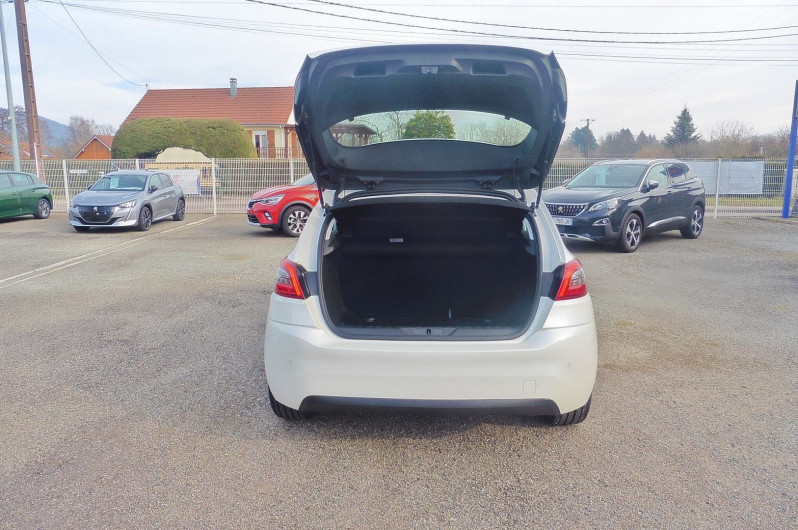 Photo 13 de l'offre de PEUGEOT 308 1.2 PURETECH 110CH S&S ACTIVE PACK à 13460€ chez CSVO