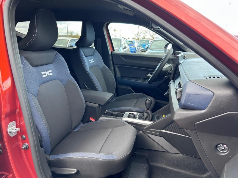 Photo 4 de l'offre de DACIA DUSTER 1.2 TCE MILD HYBRID 130CH JOURNEY 4X4 à 28990€ chez CSVO