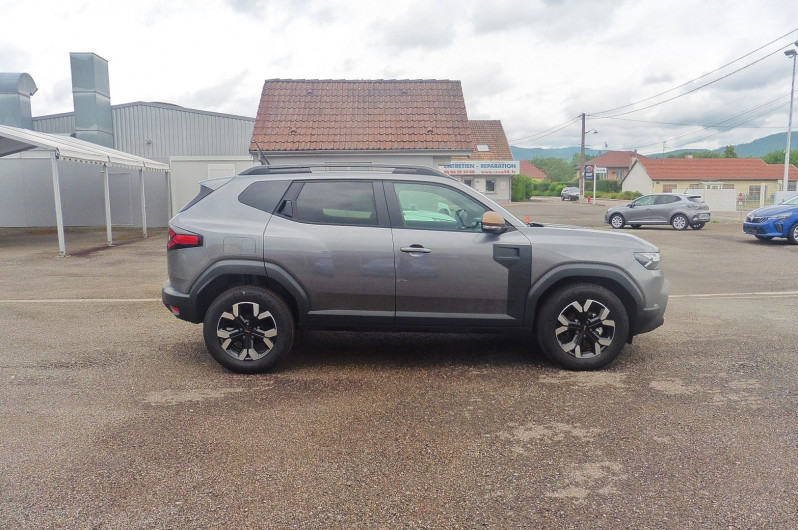 Photo 13 de l'offre de DACIA DUSTER 1.2 TCE MILD HYBRID 130CH EXTREME 4X2 à 25490€ chez CSVO