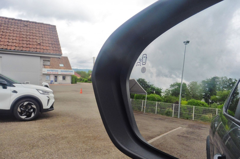 Photo 7 de l'offre de DACIA DUSTER 1.2 TCE MILD HYBRID 130CH EXTREME 4X2 à 25490€ chez CSVO
