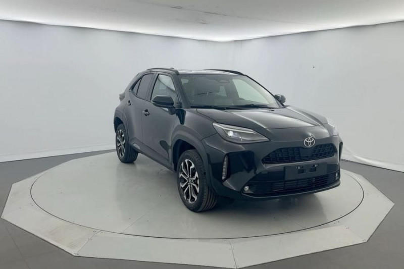Toyota YARIS CROSS HYBRIDE 1.5 116HP 2WD ACTIVE PLUS Hybride NOIR METAL Neuf à vendre